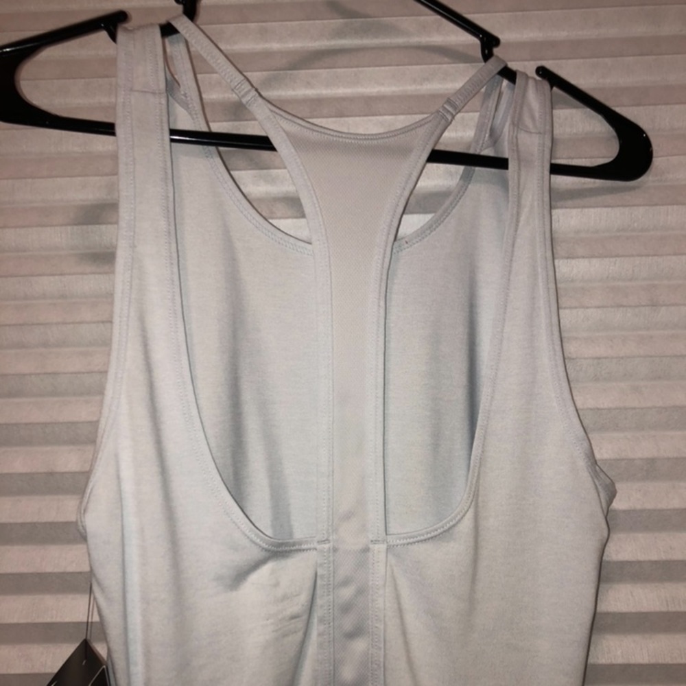 Nike tank